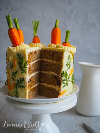 Carrot Cake, Ginger & Biscoff Spice Cake