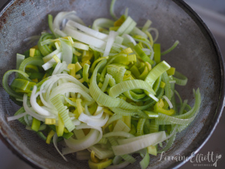Chicken And Leek Pie (One Pan)