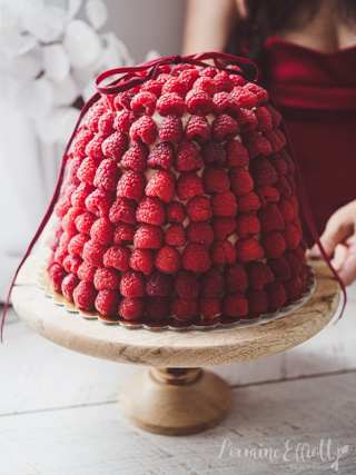Dubai Chocolate Pandoro Christmas Cake