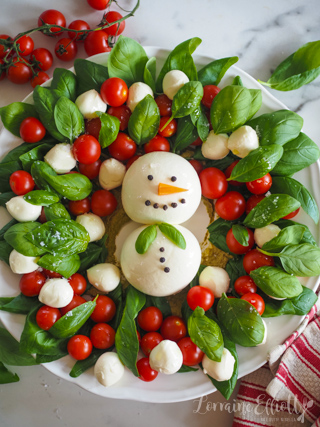 Christmas Salad Snowman Wreath