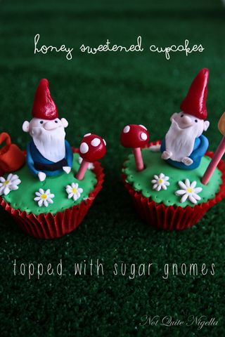 o-gnome-cupcakes-1-2