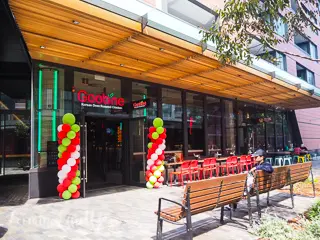 Goobne Korean Oven Roasted Chicken, Darling Square