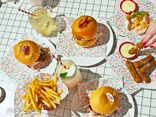 Hello Kitty Diner Chatswood