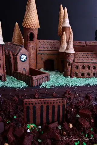 hogwarts gingerbread house