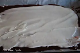 spreading-fondant-2