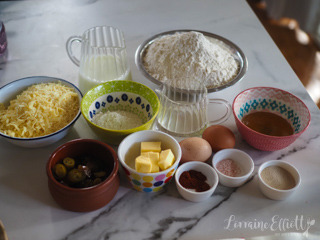 HotCross Buns Cheese