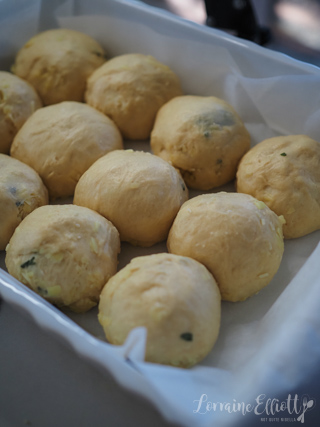 HotCross Buns Cheese