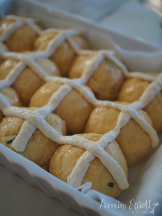 HotCross Buns Cheese
