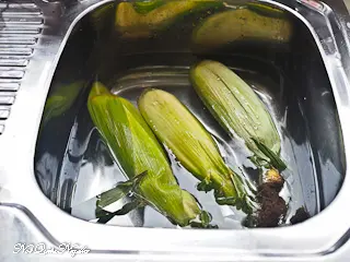 How To Cook Corn Cobs