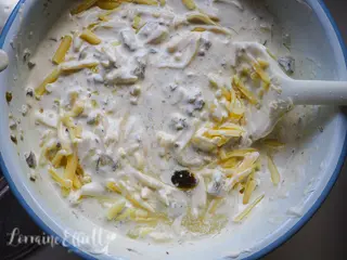 Easy Jalapeno Sour Cream Dip