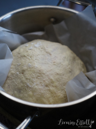 Macaroni Cheese Loaf Bread