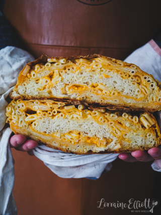 Macaroni Cheese Loaf Bread