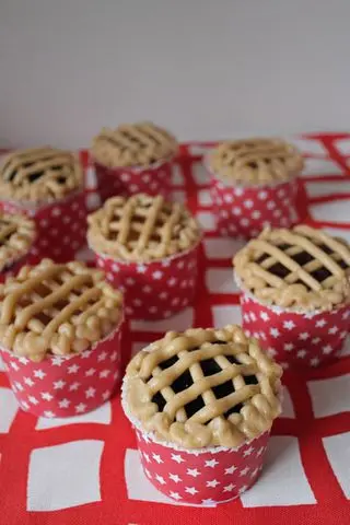 american pie cupcakes