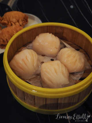 Miss Yue, Epping