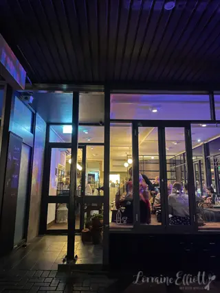Onzieme, Canberra