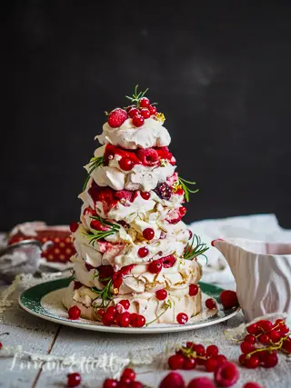Christmas Tree Pavlova
