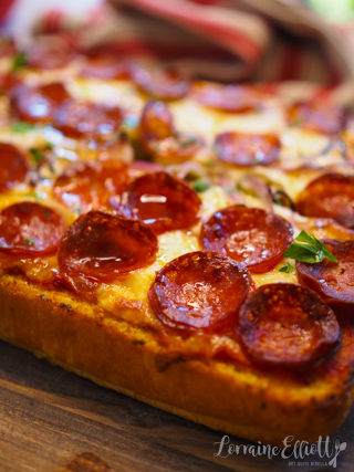Pizza Garlic Bread