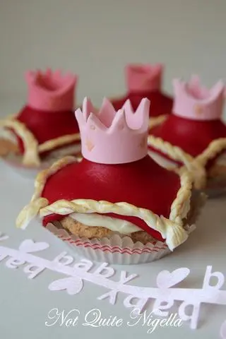 crown princess cupcakes