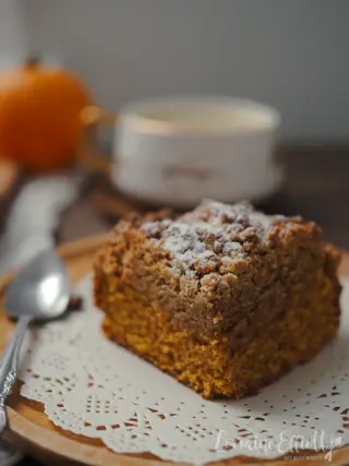 Pumpkin New York Crumb Cake