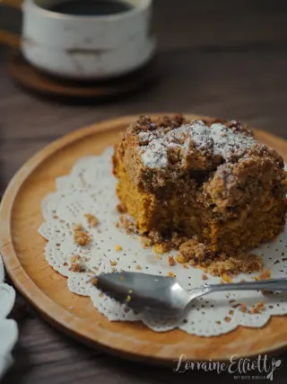 Pumpkin New York Crumb Cake
