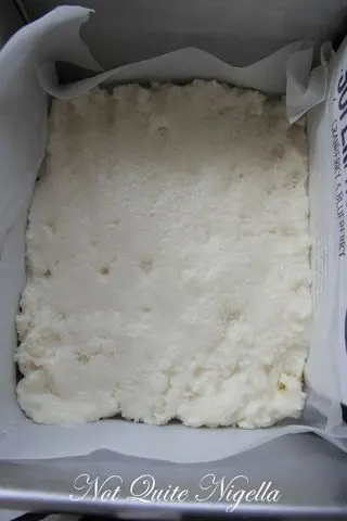 raspberry coconut ice