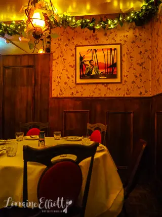 Ron's Upstairs, Redfern