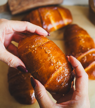 Salt Bread Shio Pan - Buttery & Crisp