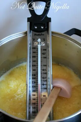 toffee cooking