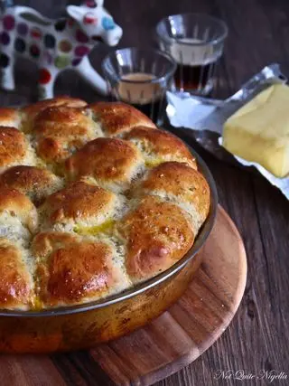 breakfast buns