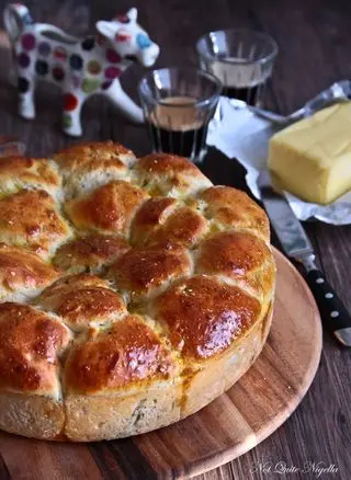 breakfast buns