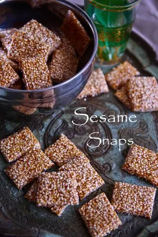 sesame snaps