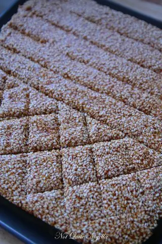sesame snaps
