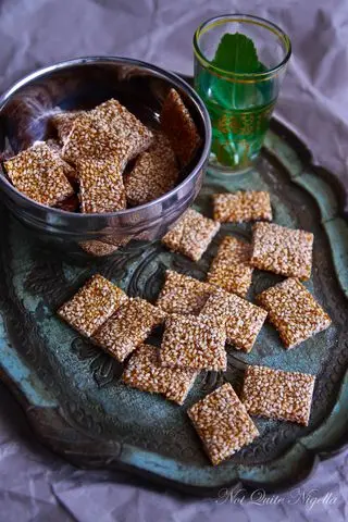sesame snaps