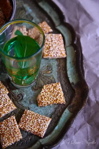 sesame snaps