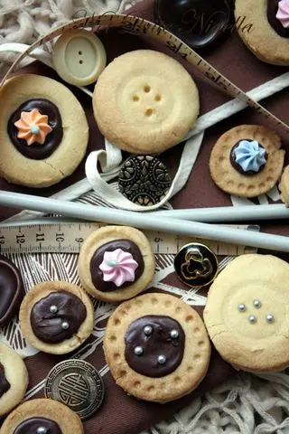 Shortbread Buttons