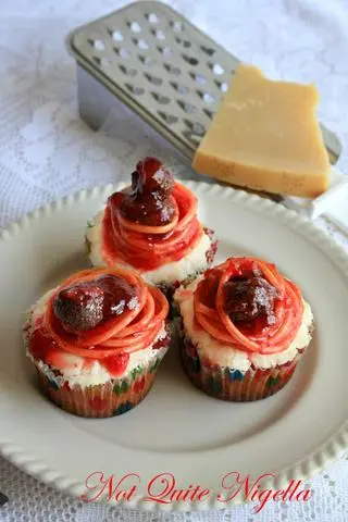 spaghetti meatball cupcakes 1