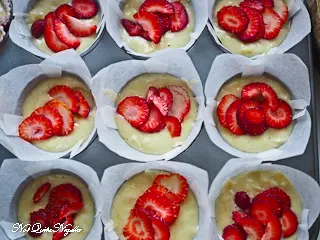 Strawberry Coconut Muffins