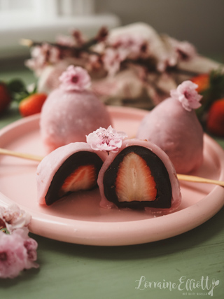 Strawberry Mochi Daifuku