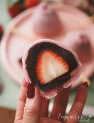 Strawberry Mochi Daifuku