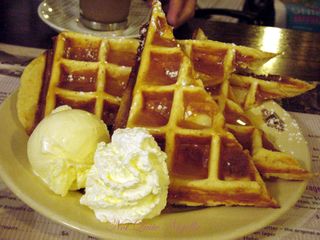 The Paragon Cafe at Katoomba, Blue Mountains Caramel waffles