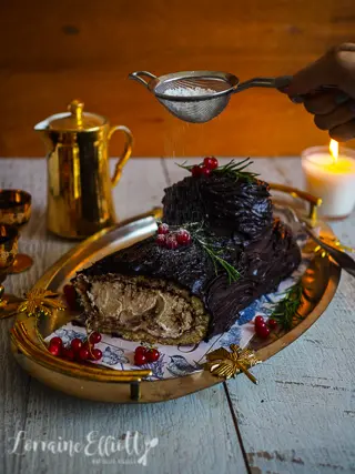 Tiramisu Yule Log