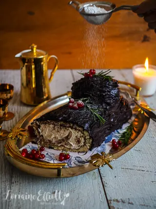 Tiramisu Yule Log