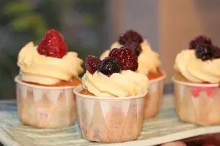 Very Berry cupcakes