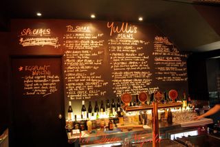 Yulli's, Surry Hills